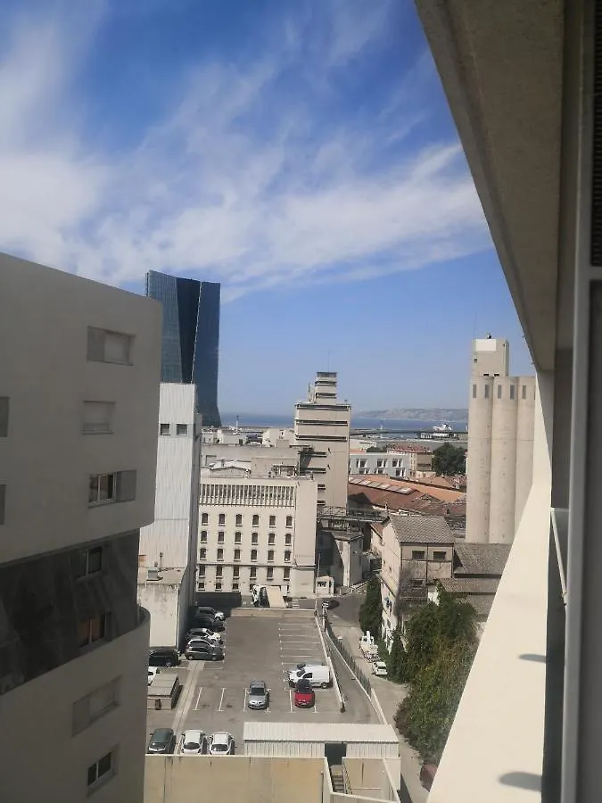 Appartement Lac rose - Parking, Métro, jusqu'à 4 personnes Marseille France