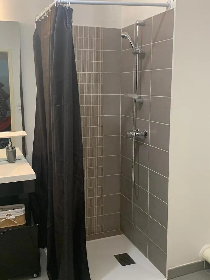 Appartement Lac rose - Parking, Métro, jusqu'à 4 personnes Marseille