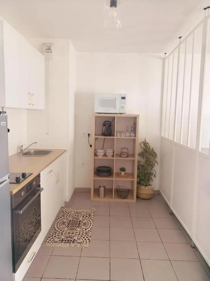Appartement Lac rose - Parking, Métro, jusqu'à 4 personnes Marseille France