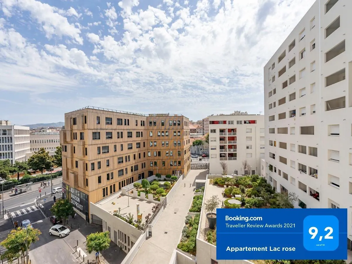 Appartement Lac rose - Parking, Métro, jusqu'à 4 personnes Marseille 0*,  France