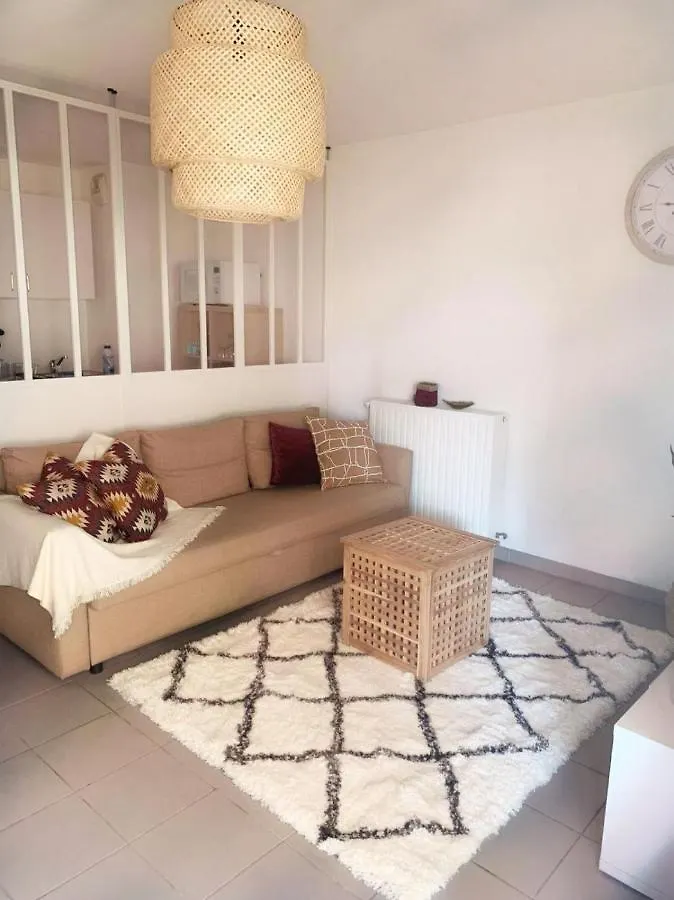 Appartement Lac rose - Parking, Métro, jusqu'à 4 personnes Marseille 0*,